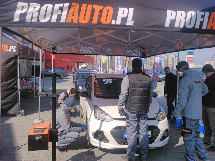 ProfiAuto i Darma skontrolowali przygotowanie kierowców w Bielsku-Białej do sezonu wiosennego