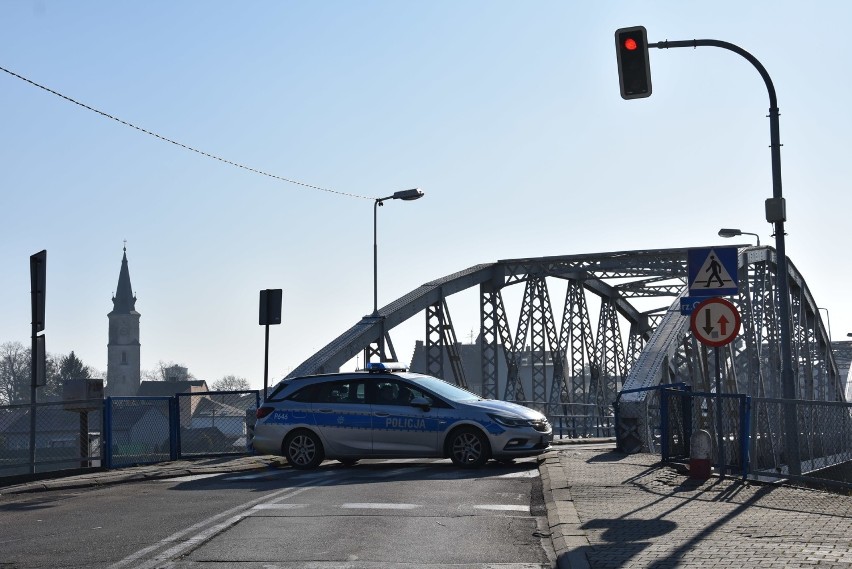 Zakaz przemieszczania się

Głównym elementem narodowej...