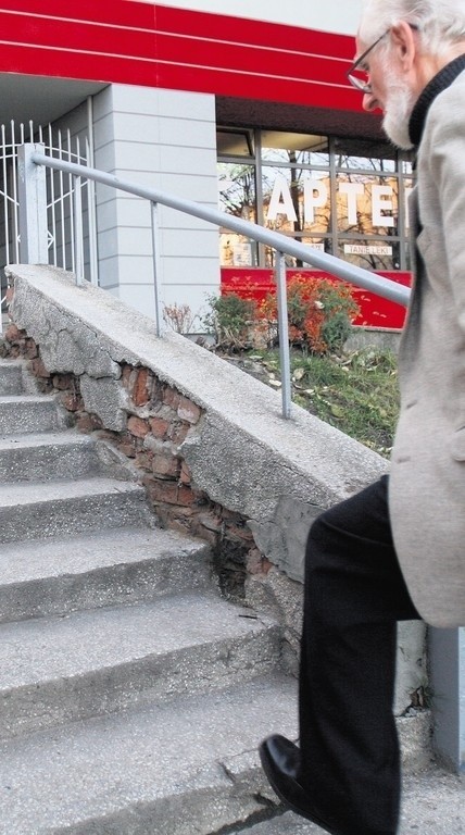 W Sosnowcu schody bywają prawdziwym wyzwaniem