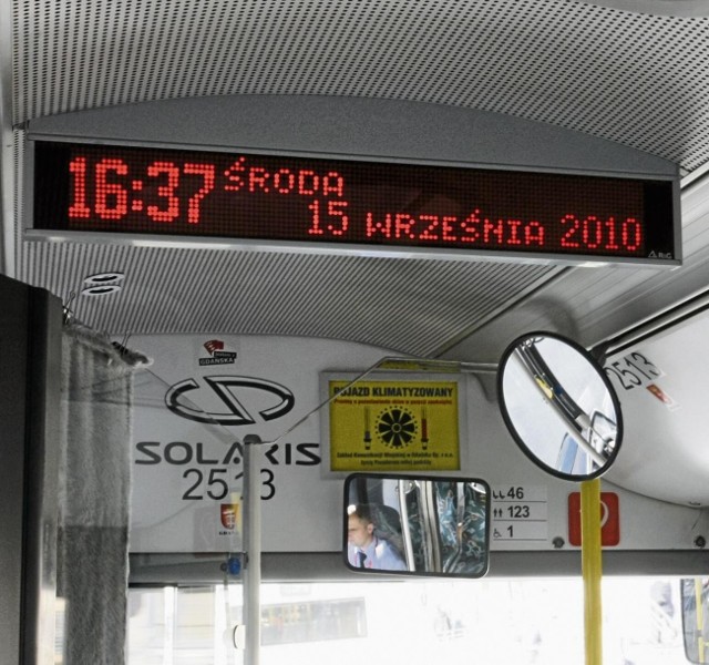 Do końca 2011 r. wszystkie tablice mają wyświetlać  nazwy przystanków