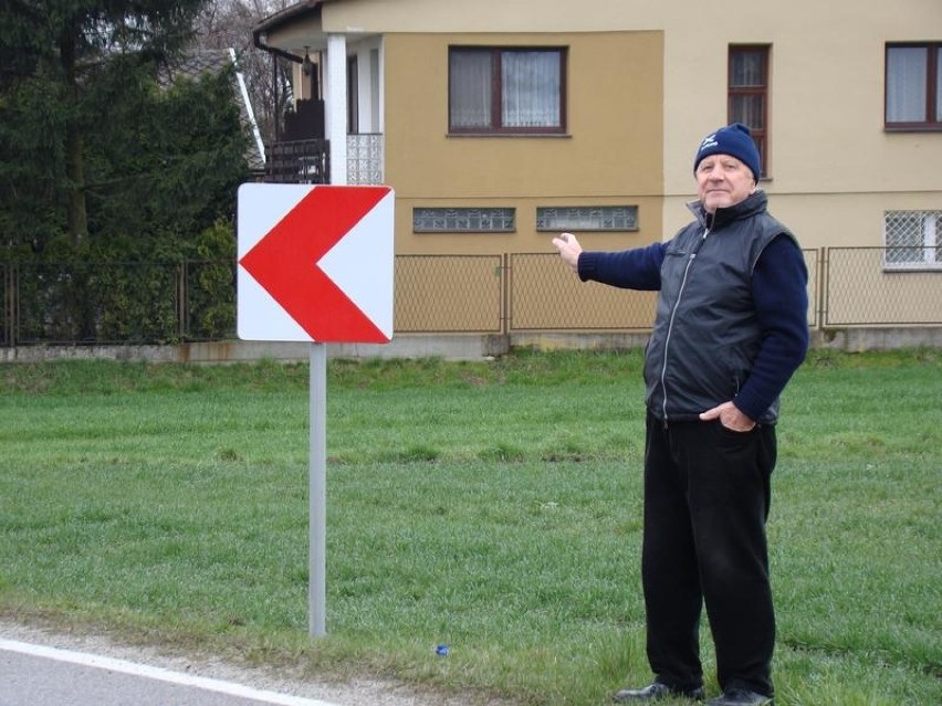 Jawiszowice. Niebezpiecznie na ul. Łęckiej. Auta wpadają do ogrodków i na podwórka