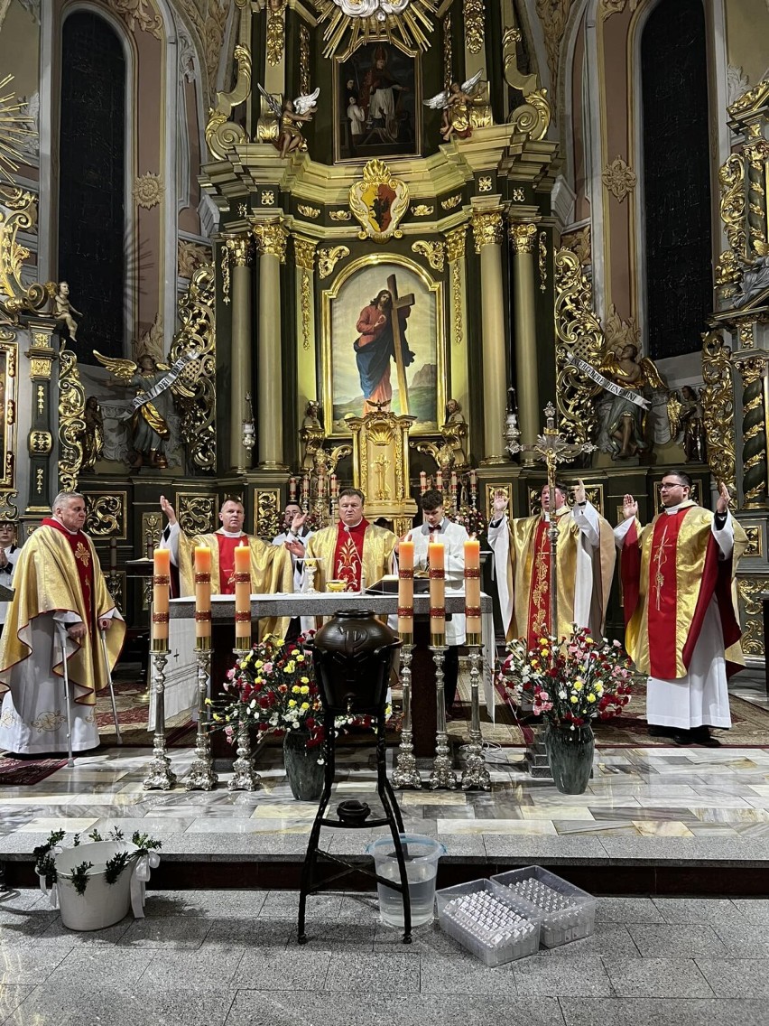 Liturgia Paschalna w Bazylice Mniejszej w Sieradzu