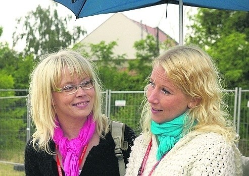Wokalistki fińskiej grupy Värttina Susan i Johanna