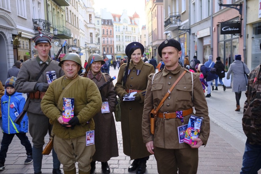 W Toruniu tak jak w całej Polsce w niedzielę trwała Wielka...