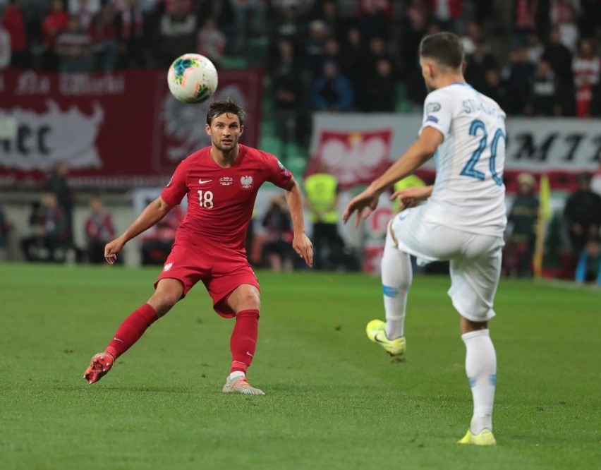 pozycja na boisku: prawy obrońca
mecze i gole w...