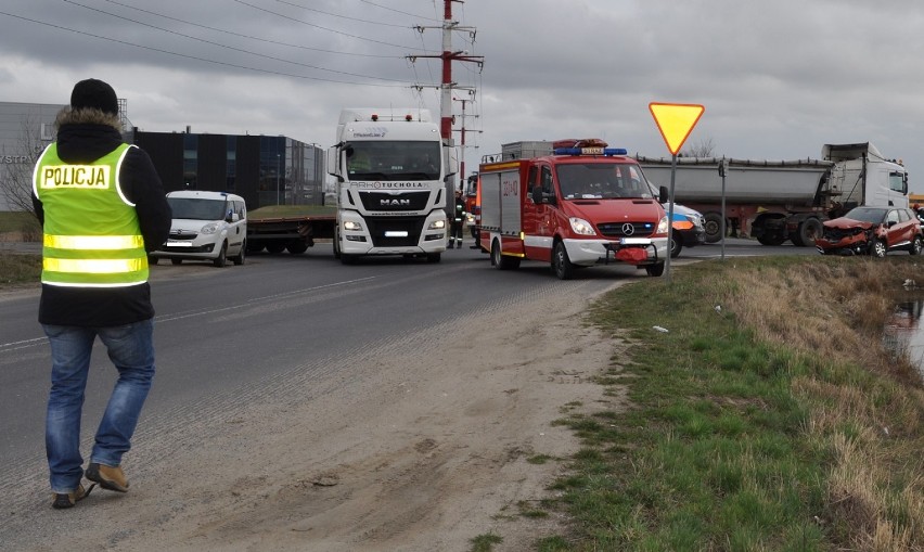 Pruszcz Gdański: Wypadek na ulicy Zastawnej [ZDJĘCIA]