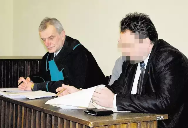 Mariusz H. odpowiada już przed sądem za przekroczenie uprawnień związanych z nielegalną wycinką drzew