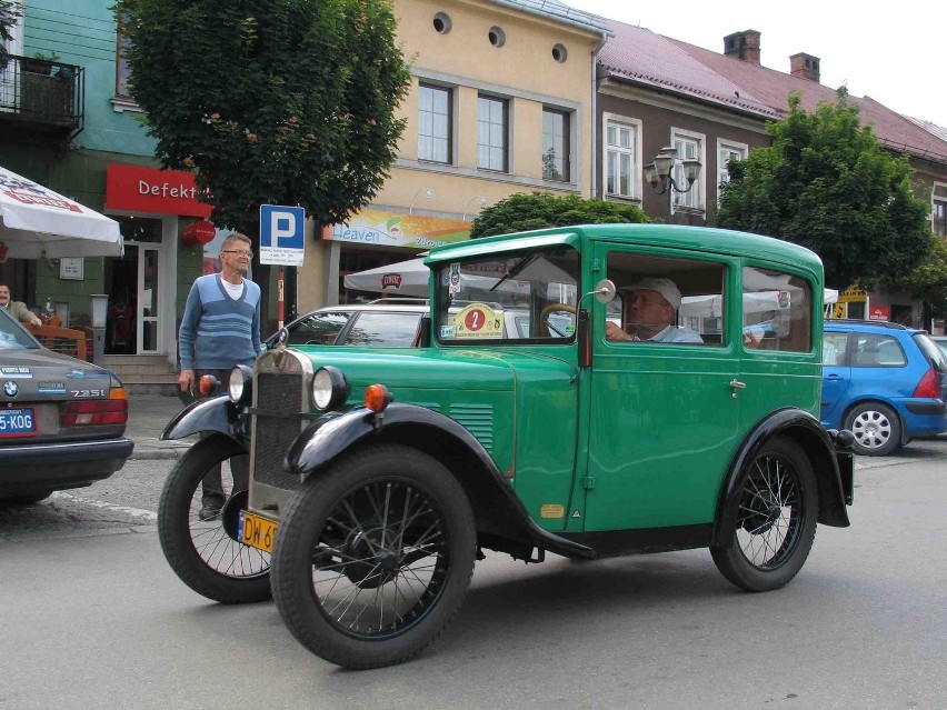 Motoryzacyjne cudeńka sprzed lat na Podbeskidziu