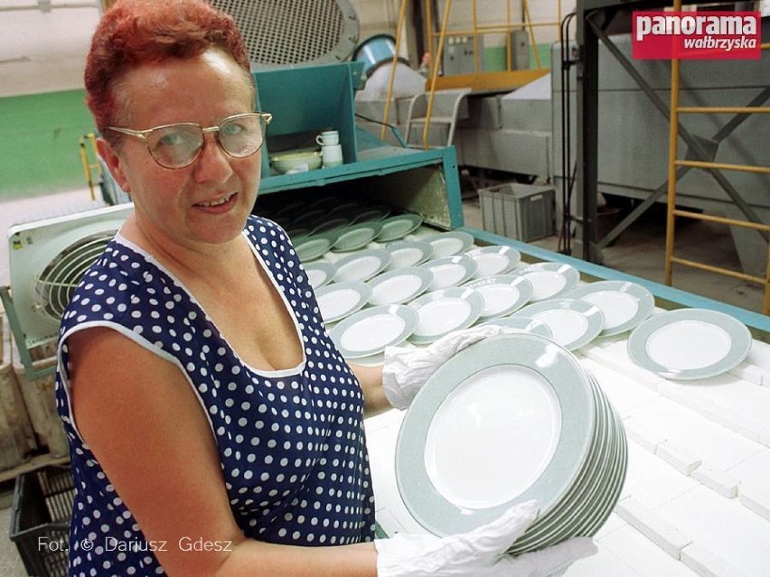 Wałbrzych: Czy pamiętacie fabrykę porcelany „Książ”? [ZDJĘCIA 2002-2004]