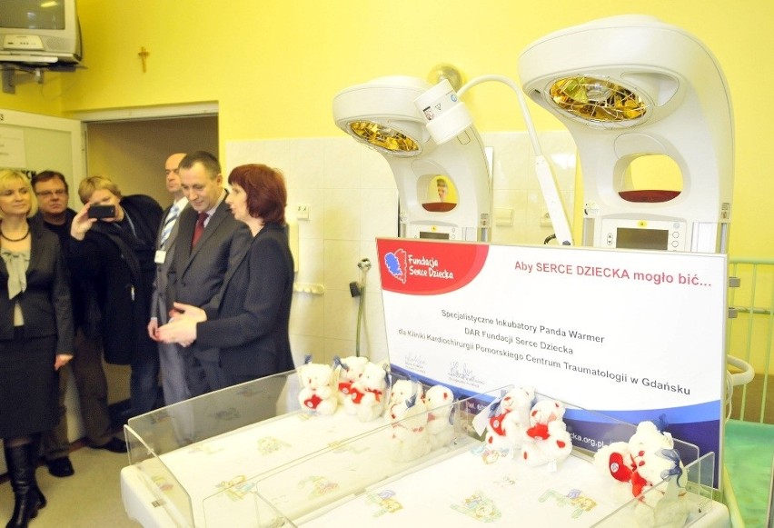 Gdańsk: Dwa nowoczesne inkubatory trafiły do PCT [ZDJĘCIA]