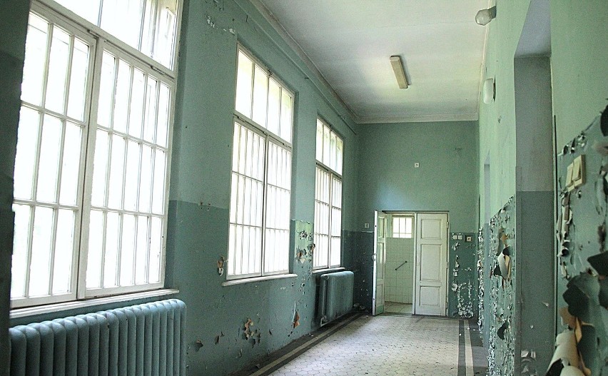 Opuszczony szpital psychiatryczny w Krakowie. Zobaczcie niesamowite zdjęcia