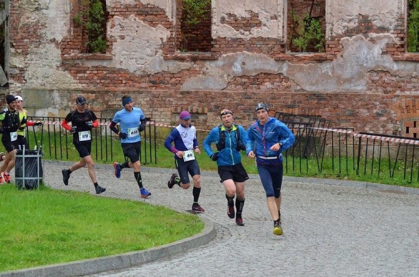 Półmaraton Górski Jedlina-Zdrój za nami. Udany pomimo deszczu ZDJĘCIA