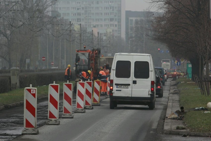 Remontu Hallera ciąg dalszy. Znów gigantyczne korki (ZDJĘCIA)