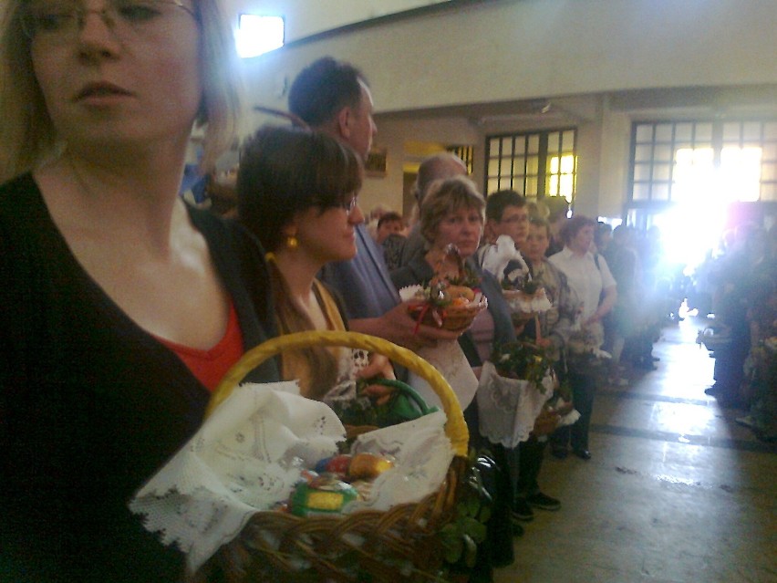 Święcenie pokarmów w kościele św. Barbary w Jaworznie