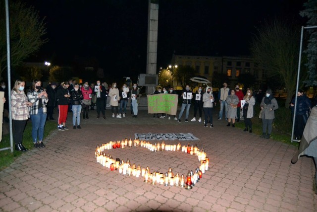 Sierakowianie protestowali przeciwko zaostrzeniu ustawy aborcyjnej (25.10.2020).