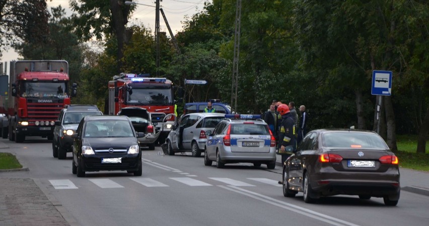 Malbork. Wypadek na ul. Armii Krajowej. 1 osoba ranna