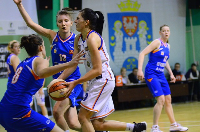 Poznańskie koszykarki muszą wznieść się na wyżyny umiejętności, jeśli chcą przedłużyć rywalizację ze szczeciniankami