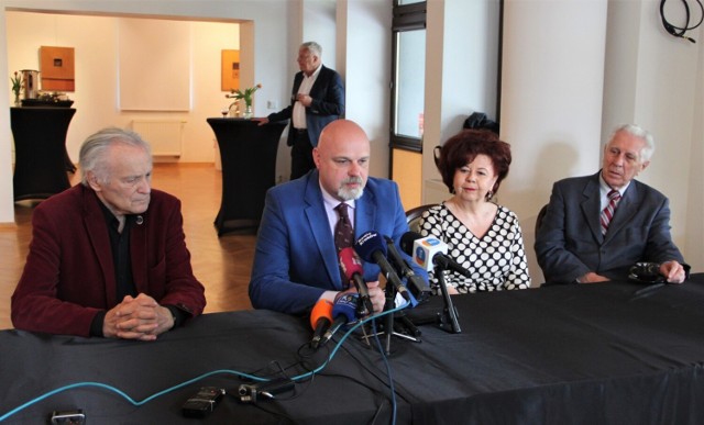 W jury zasiada m.in. prof. Bolesław Faron, prof. Marzena Marczewska i prof. Jan Mazur