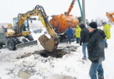 Pęknięta rura odcięła od wody blisko połowę osiedla Binków