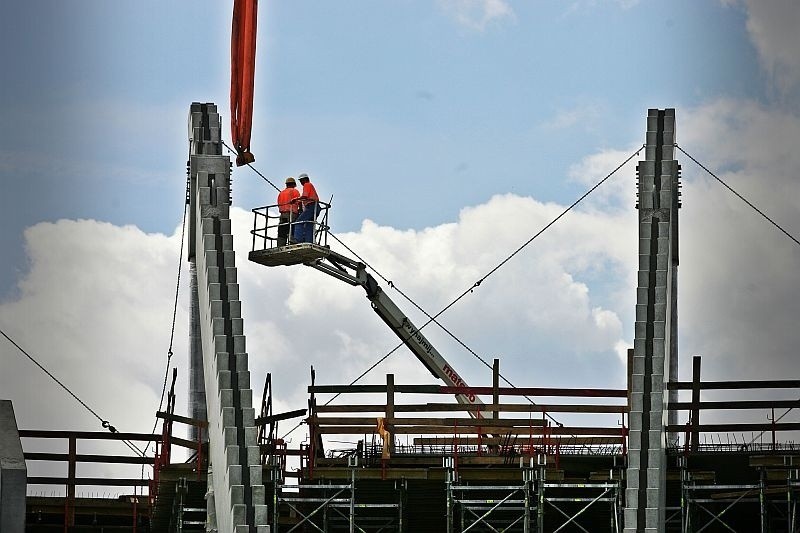 Wrocław: Pierwsze rygle już stoją na stadionie