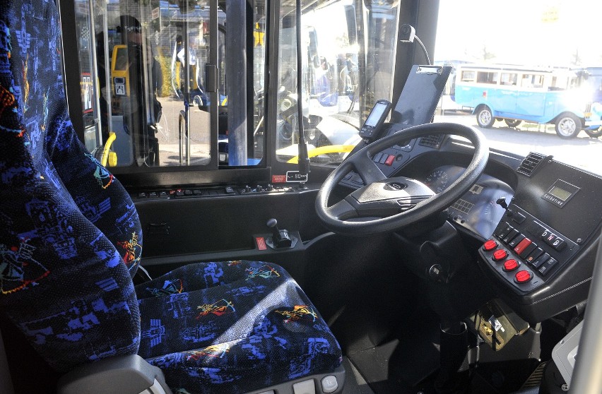 Do Krakowa dotarło 13 nowoczesnych autobusów Solaris.