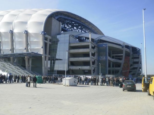 Jak zwykle przy okazji meczów Lecha Poznań w okolicy stadionu ...