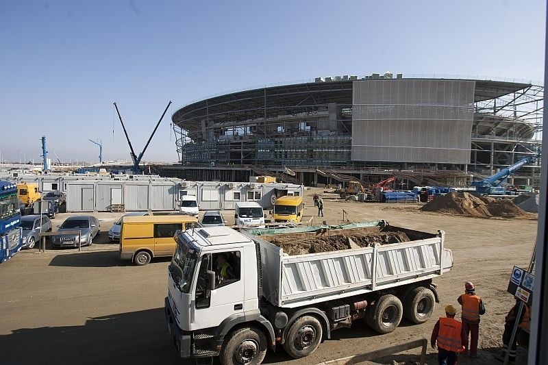 Wielki stadion - wielki plac budowy