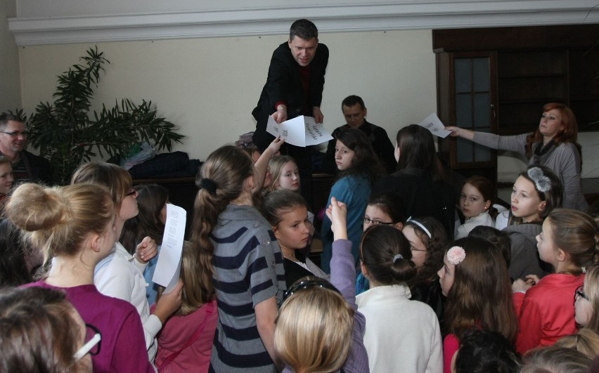 Dzieci zaśpiewały kolędy na płytę &quot;Dziennika Bałtyckiego&quot; [ZDJĘCIA]