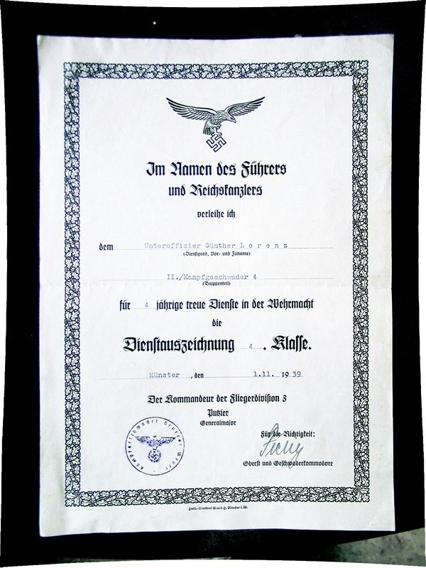 Akt odznaczenia Güntera Lorenza w imieniu führera
