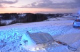 Kulig za samochodem w gminie Przerośl omal nie zakończył się tragicznie. Trzy osoby w szpitalu [ZDJĘCIA]