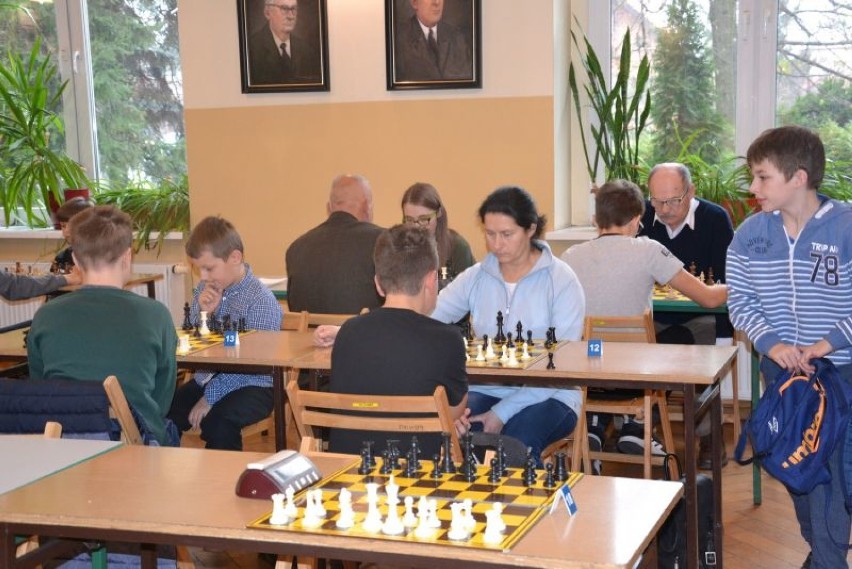 Turniej szachowo - warcabowy w Odolanowie [FOTO]