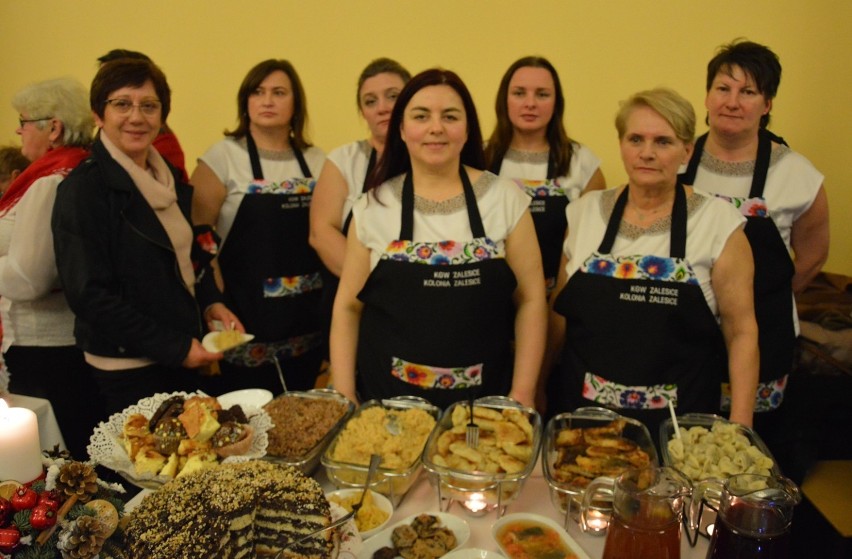 Pokaz stołów i degustacja potraw wigilijnych w Piotrkowie w...