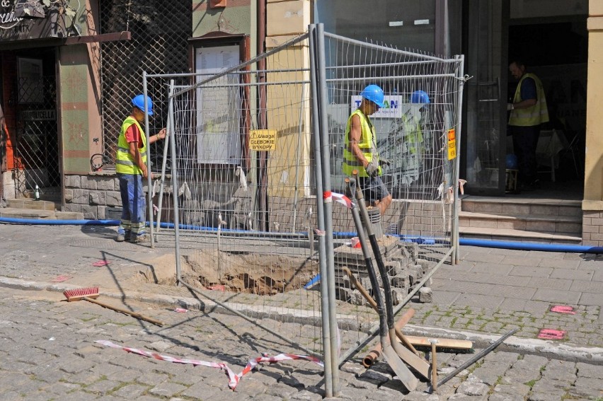 Trwa remont nawierzchni na Wrocławskiej. Jak postępują prace?