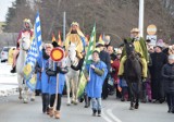 Orszak Trzech Króli w Krośnie przeszedł ulicami miasta z Sanktuarium Jana Pawła II na Rynek [ZDJĘCIA]