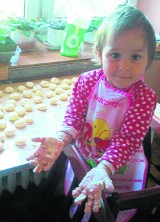 Pomoc dla 2-letniej Justynki - ofiarni mieszkańcy Bochni