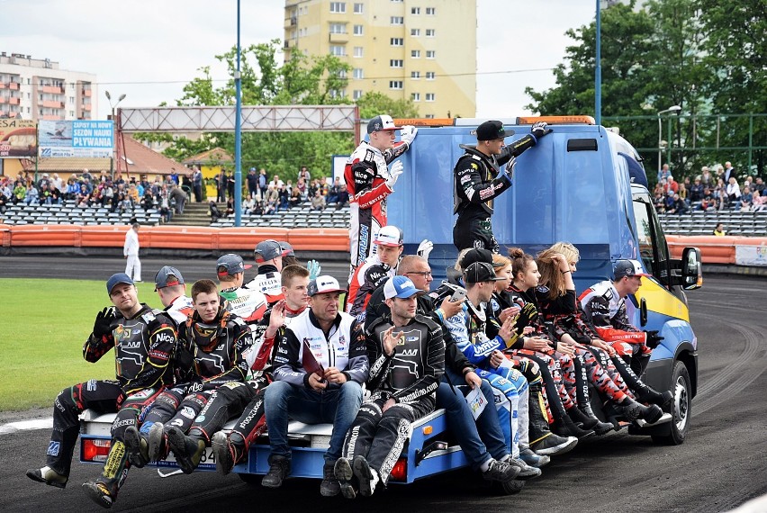 2. Liga Żużlowa. Euro Finnance Polonia Piła zdecydowanie lepsza od Wilków Krosno. Zobaczcie zdjęcia