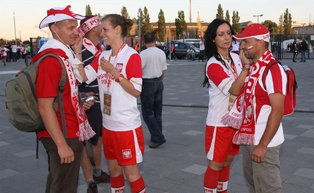 Kibice podczas Euro 2012 będą musieli mocno trzymać się za portfele...