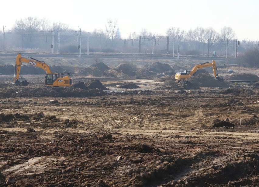 Budowa zbiornika wodnego na osiedlu nad Potokiem w Radomiu. Zobacz postęp prac (ZDJĘCIA)