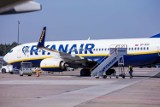 Ryanair rekrutuje w Polsce. Będą dni otwarte w Warszawie. Ile można zarobić? 