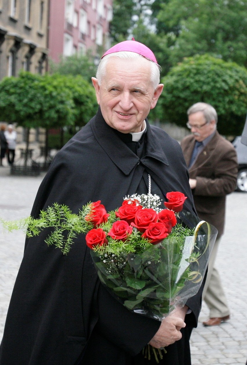 Abp Damian Zimoń odchodzi na emeryturę [ZDJĘCIA]