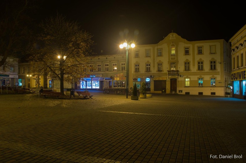 Lubliniecki Klub Fotograficzny: Lubliniec nocą