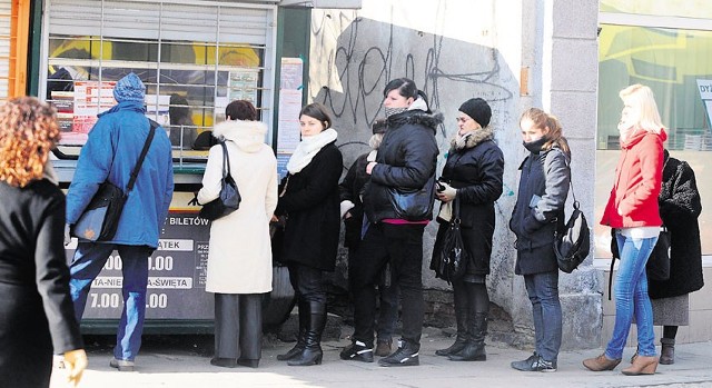 Bez problemu bilety można kupić jedynie w punktach sprzedaży MPK, w wielu kioskach brakuje najpopularniejszych, 20- i 40-minutowych.