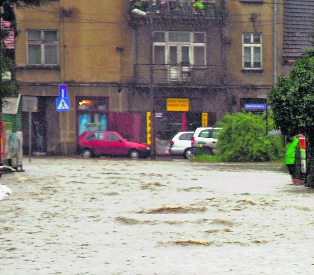 Ulica Bieżanowska została zniszczona podczas powodzi