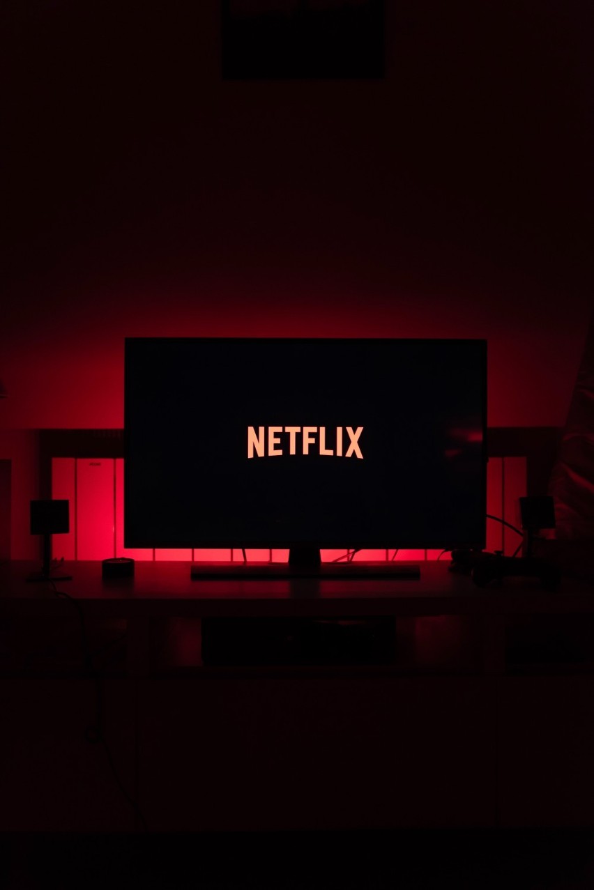 Netflix wprowadza zmiany i zapowiada koniec współdzielenia konta. Nie udostępnisz swojego hasła. Wzrośnie też cena konta 