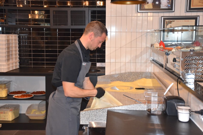 Wyjątkowa pizza w Gnieźnie! Pizzeria Tutti Santi w Gnieźnie już otwarta [FOTO]