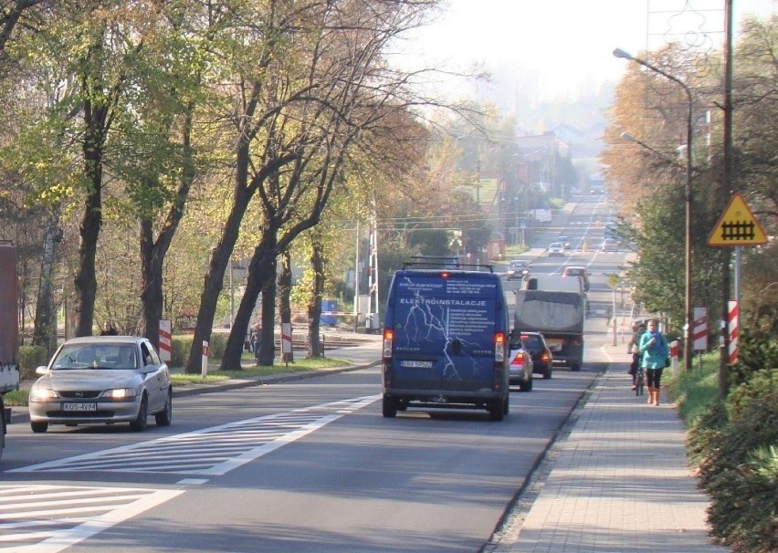 Natężenie ruchu na odcinku drogi wojewódzkiej 780 w Chełmku...