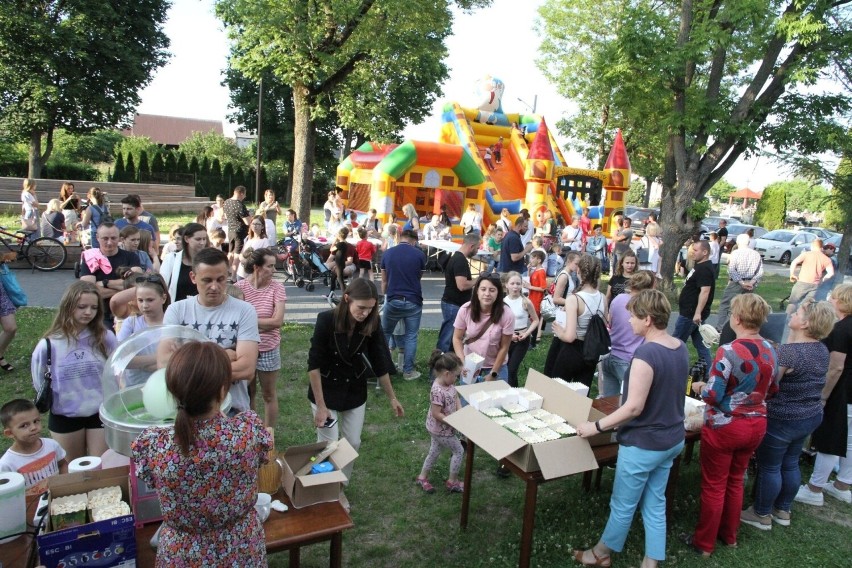 Koncertowe zakończenie roku artystycznego w Domu Kultury we Włoszczowie. Zobaczcie zdjęcia