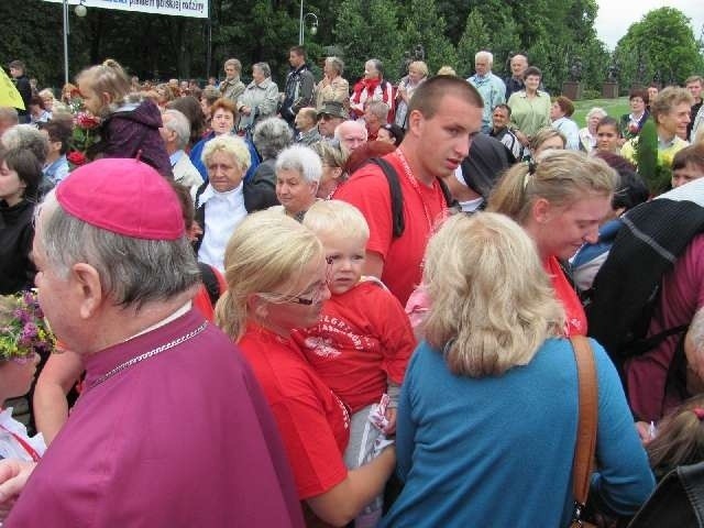 Pielgrzymka Diecezji Bielsko-Żywieckiej dotarła na Jasną Górę [ZDJĘCIA]