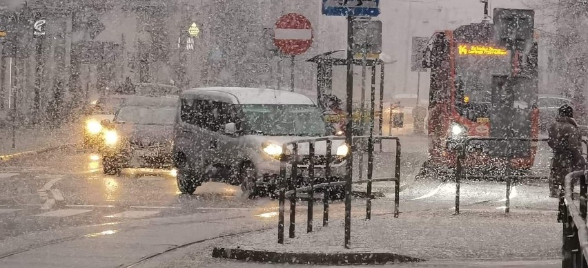 Uwaga! Na śląskich drogach mogą występować oblodzenia -...