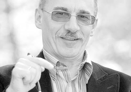 Prof. Krzysztof Michałek.
